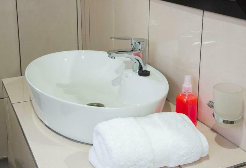 צימר Bongan Safari Lodge