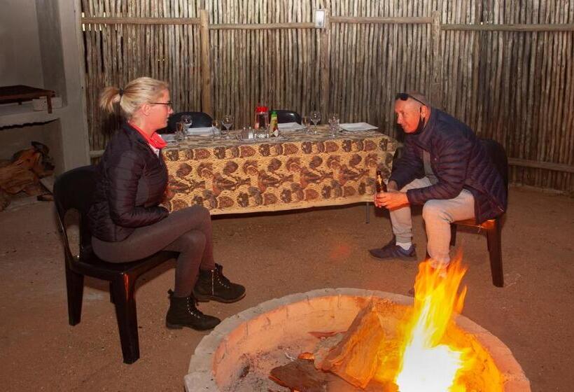 צימר Bongan Safari Lodge