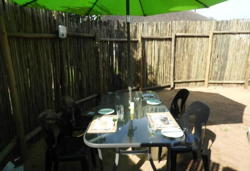 צימר Bongan Safari Lodge