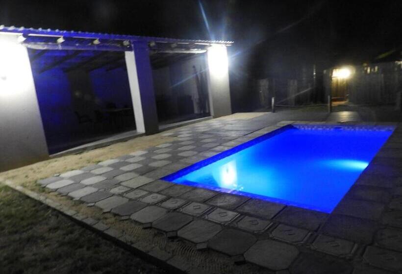 צימר Bongan Safari Lodge