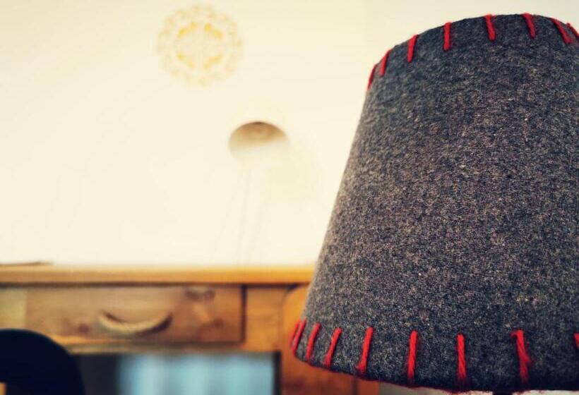 住宿加早餐 Szabolcs Vezér Panzió