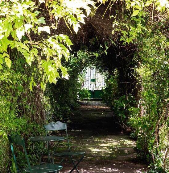 민박 Villa Maraldo 1927