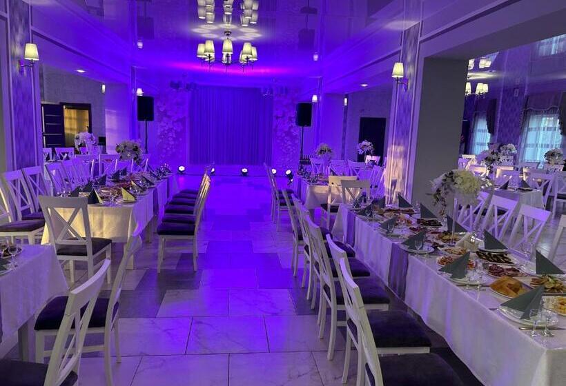 Отель готель максим ресторан