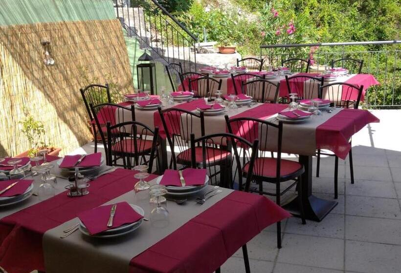 ホテル Agriturismo Vecchio Frantoio