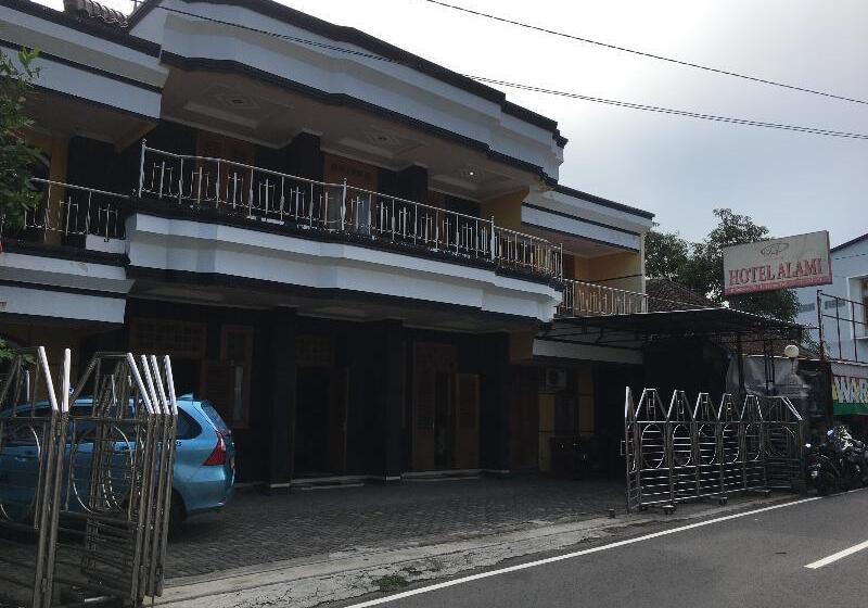 ホテル Alami Near Alun Alun Klaten