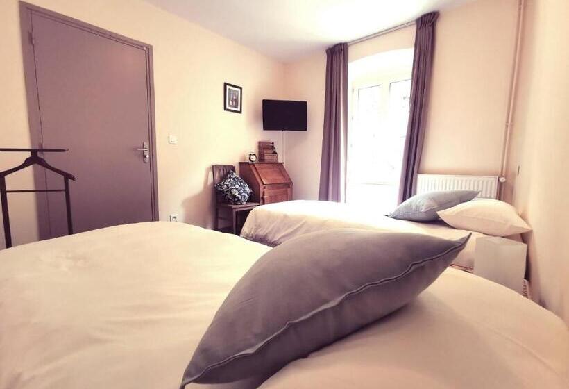 فندق Auberge De Chanteuges