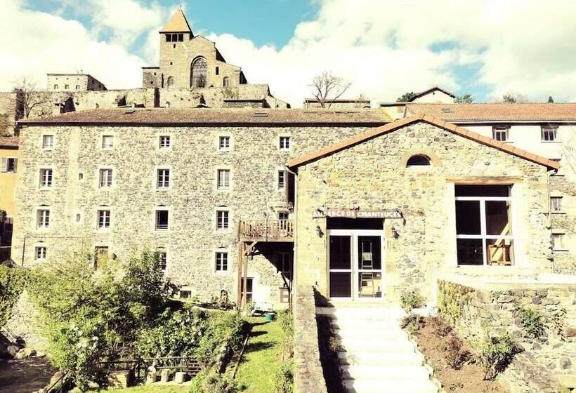 فندق Auberge De Chanteuges