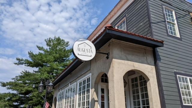 ホテル Augusta Guest House