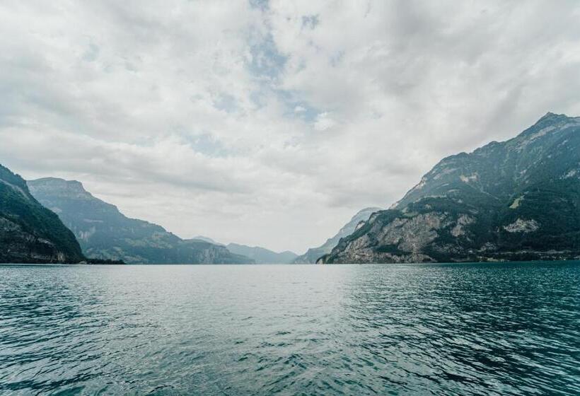 فندق Beachhouse Isleten