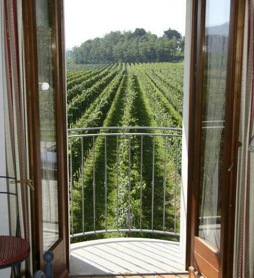 ホテル Borgo Di Corte Alloggio Agrituristico