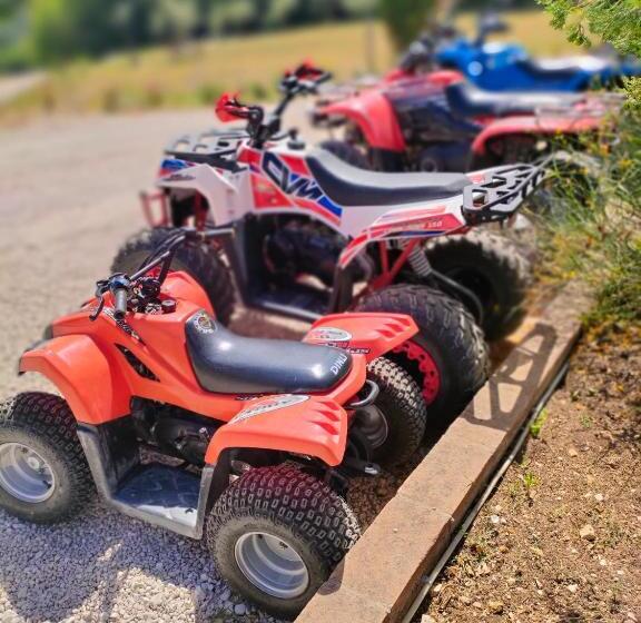 هتل Borgo Incantato Spoleto