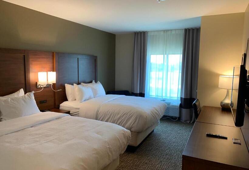 Отель Comfort Inn & Suites