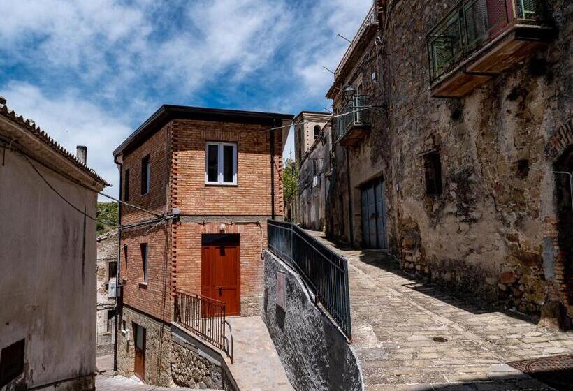 فندق Girastrittue Colobraro