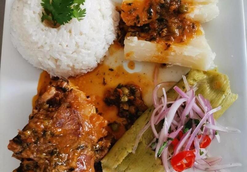 هتل Hacienda Guamito