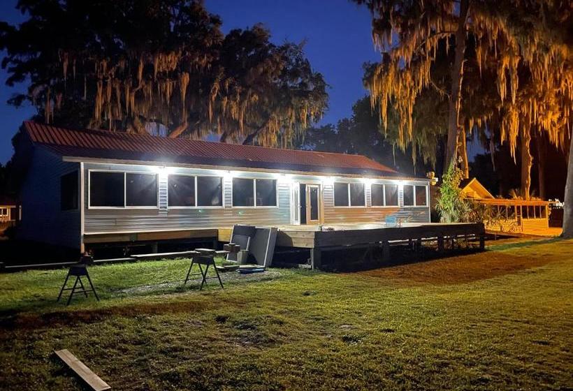 فندق Idle Awhile Resort