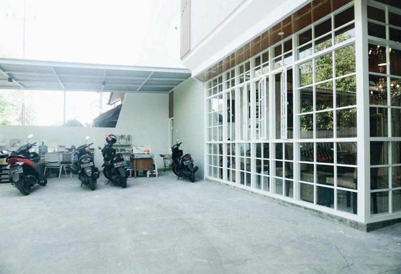 酒店 Koolkost Near University Of Surabaya