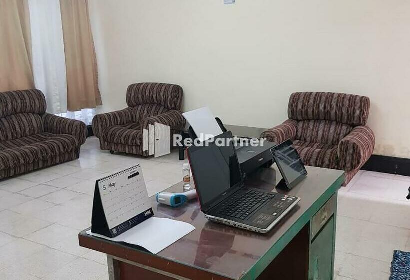 فندق Kost Homestay Redpartner