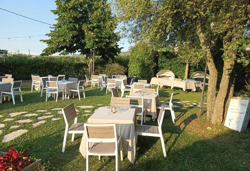 בית מלון כפרי Locanda Larotonda