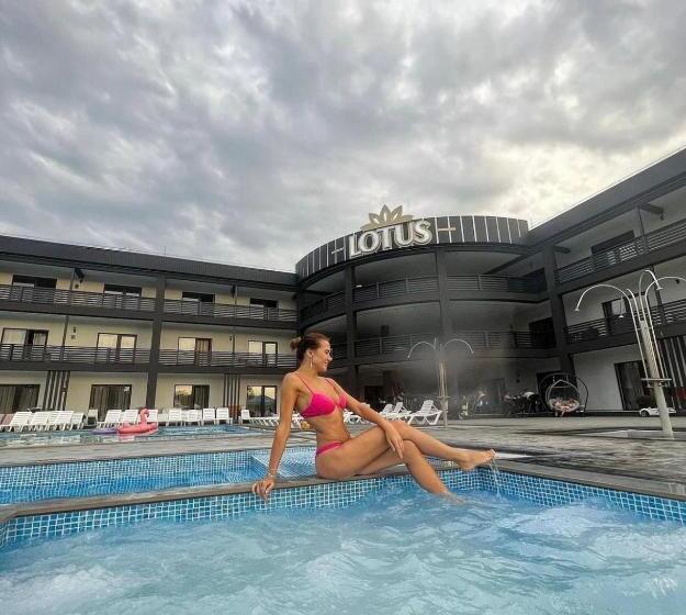 هتل Lotus & Spa