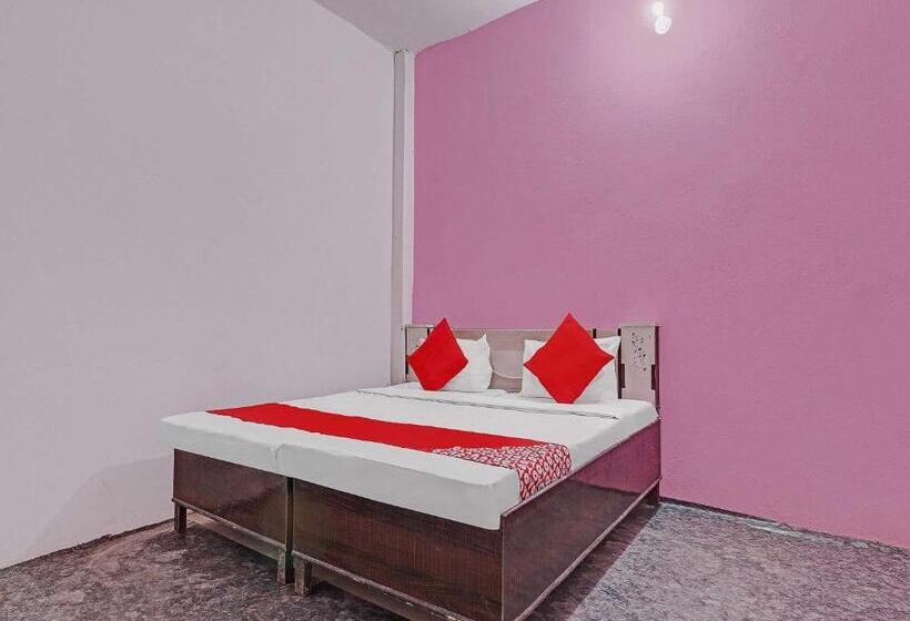 호텔 Oyo 79466 Vats Tower