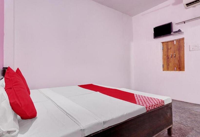 호텔 Oyo 79466 Vats Tower