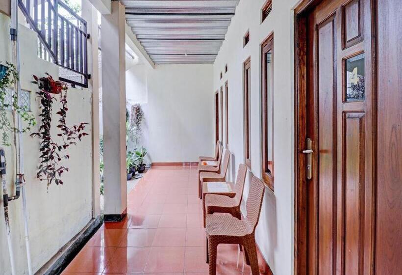 酒店 Oyo 90454 Adinda Homestay Cibodas Lembang