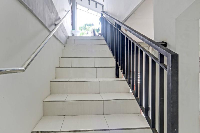 בית מלון כפרי Oyo 90517 Homestay Wonosobo Asri