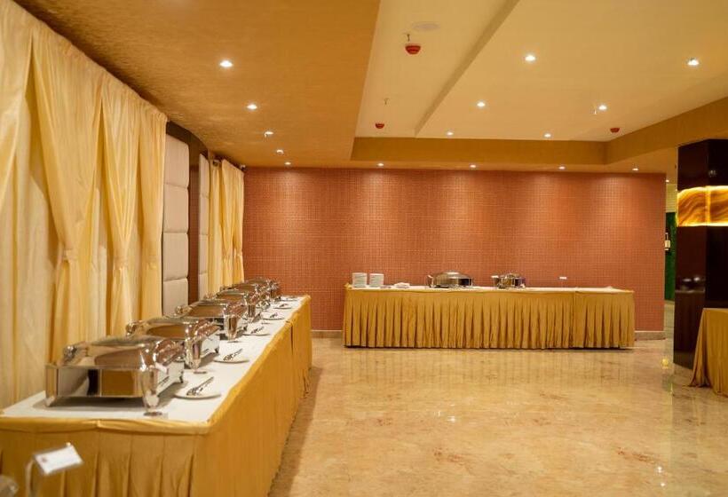 فندق Paras Heights