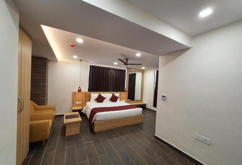 فندق Paras Heights