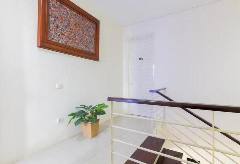 酒店 Reddoorz @ Bukit Palma Surabaya