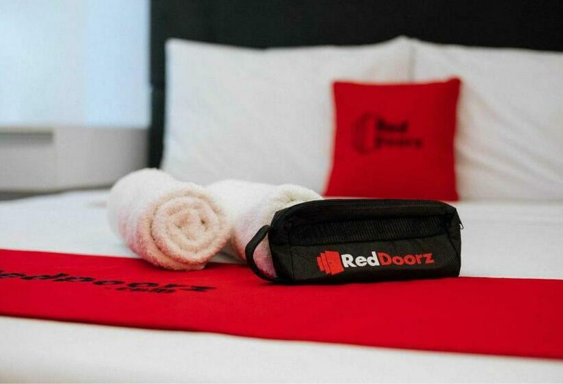 فندق Reddoorz Near Politeknik Negeri Lampung