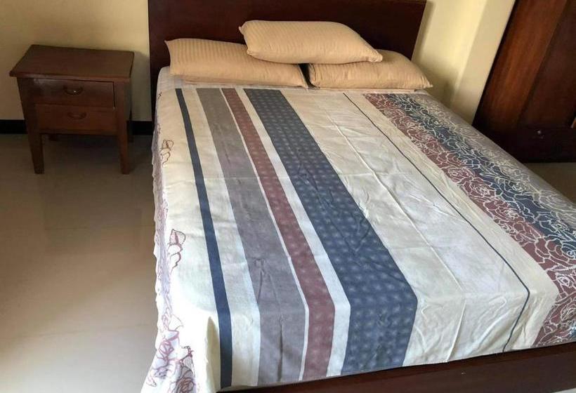 هتل Reddoorz At Sta Cruz Naga City