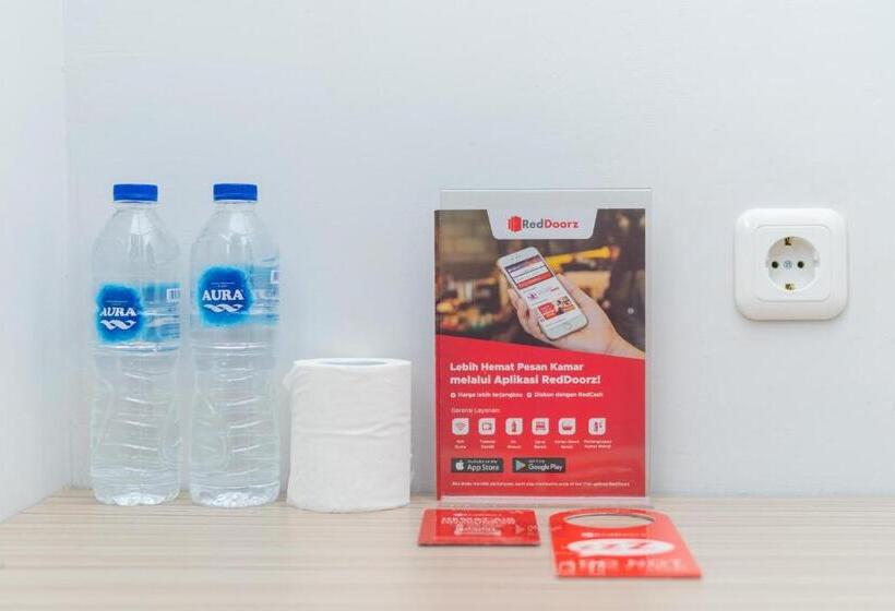 호텔 Reddoorz Syariah Near Jalan Ahmad Yani Banjarmasin 3