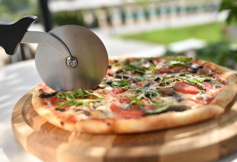 فندق Shambala Wellness Club