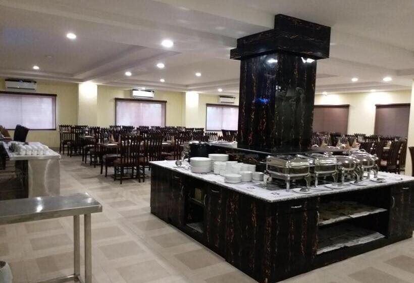 فندق Sravasti Residency