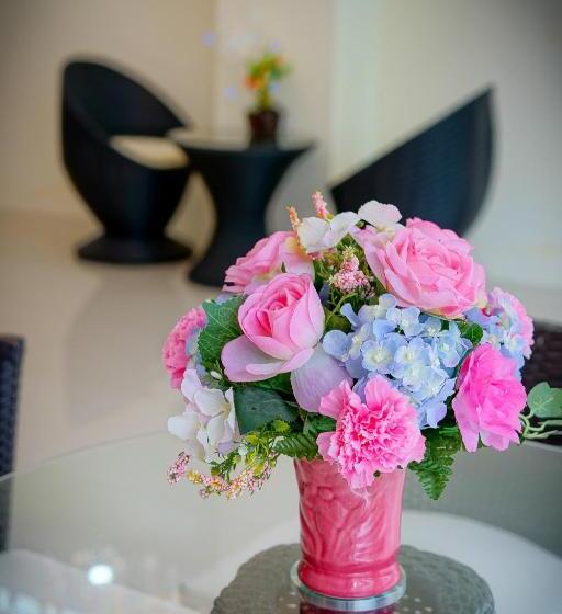 בית מלון כפרי Supachai Inn