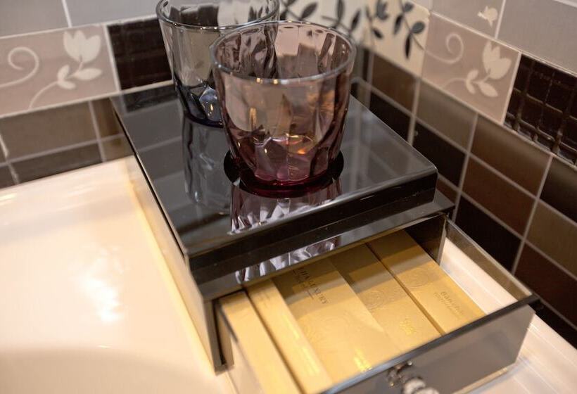 هتل Thai Ha Luxury