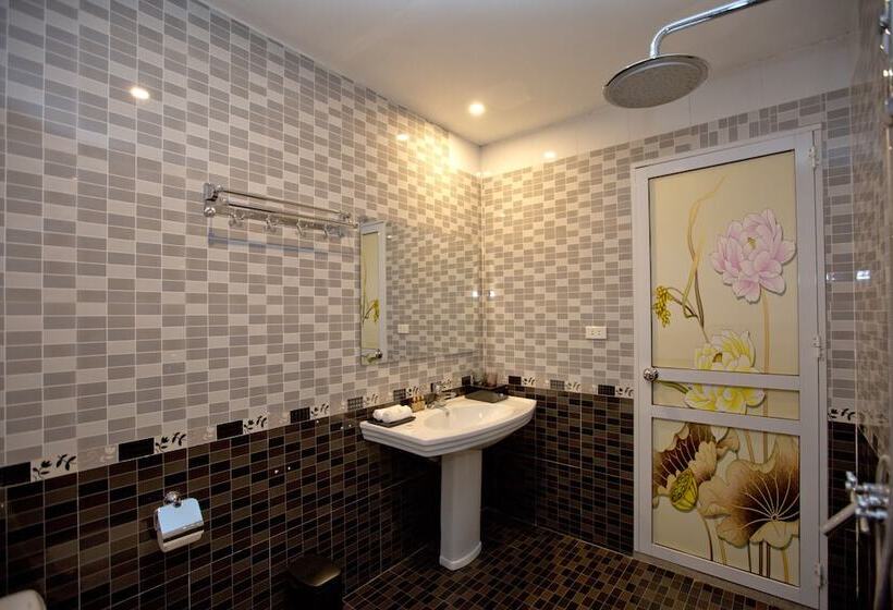 هتل Thai Ha Luxury