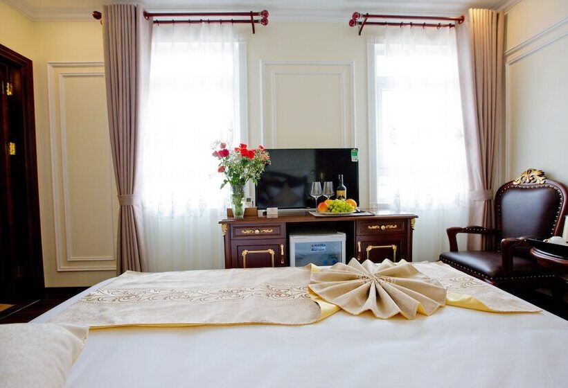 هتل Thai Ha Luxury