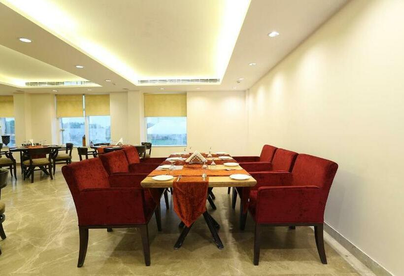 בית מלון כפרי Tivoli Royal Palace