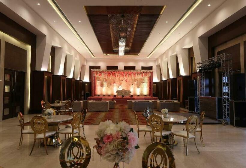 בית מלון כפרי Tivoli Royal Palace