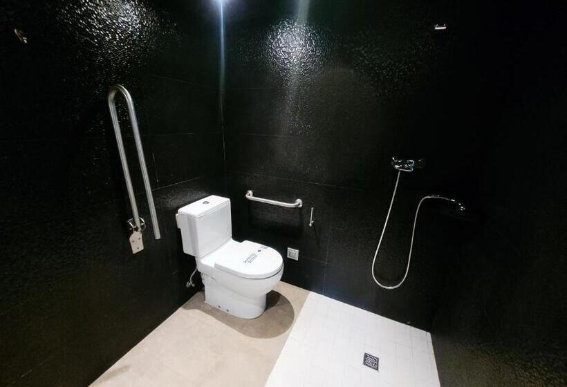 هتل Urdaibai Bird Center