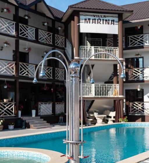 ホテル Villa Marina