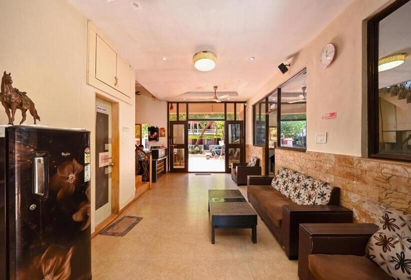 فندق Wairkar’s Sea Pearl Resort