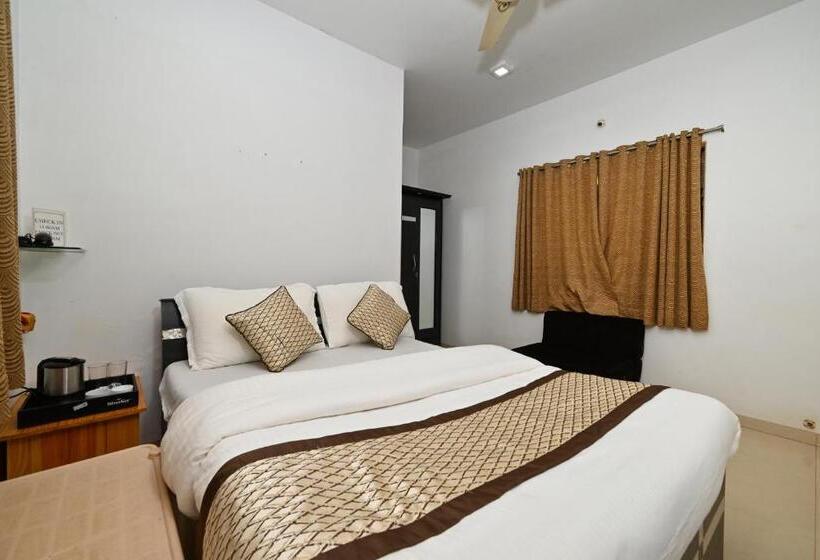 فندق Wairkar’s Sea Pearl Resort