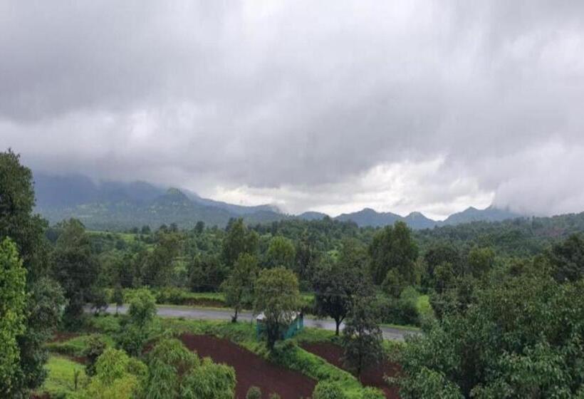 فندق Wanderlust Resort