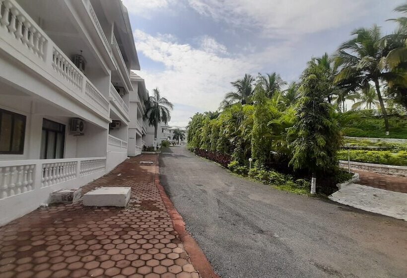 فندق Wanderlust Resort