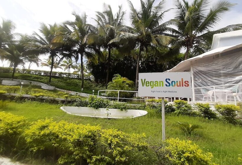 فندق Wanderlust Resort