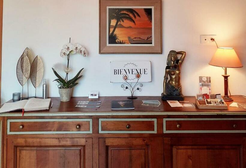 ペンション A La Paillotte