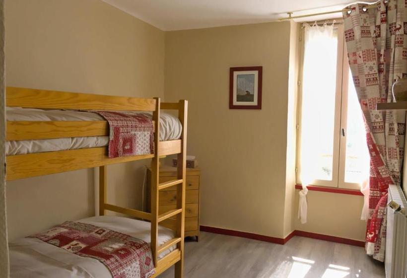 ペンション Au Diapason Chambres D Hôtes Montagne